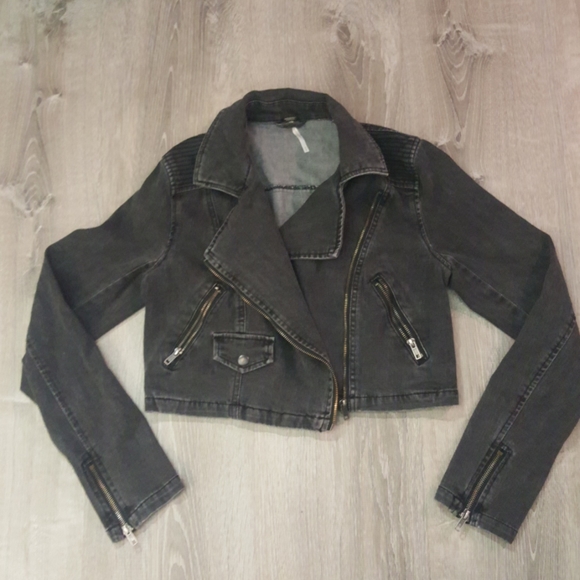 Free People Jackets & Blazers - Free People sz M slate denim moto jacket EUC!